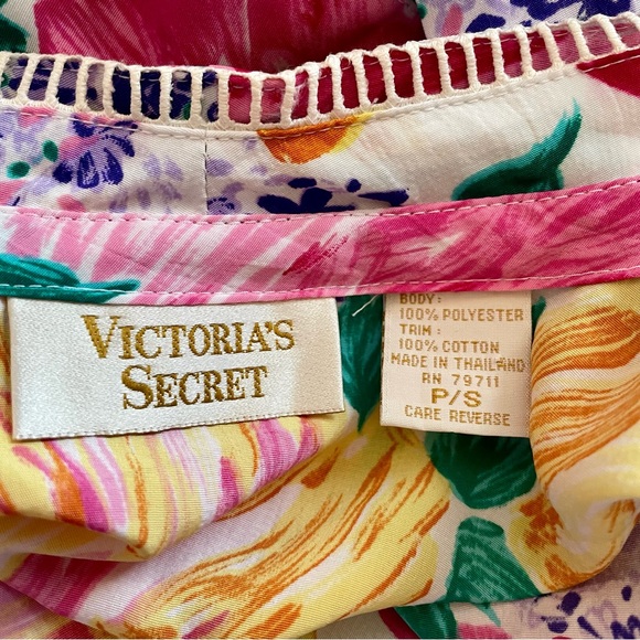 Victoria's Secret Multicolor Floral Robe - Picture 6 of 7